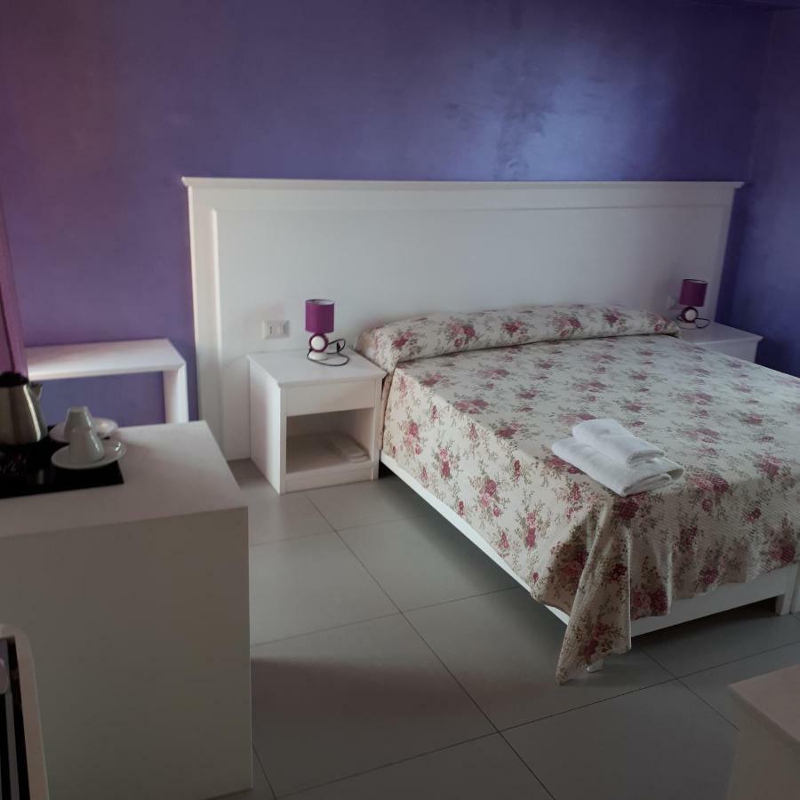 Residenza La Torre Bed & Breakfast Tropea Room photo